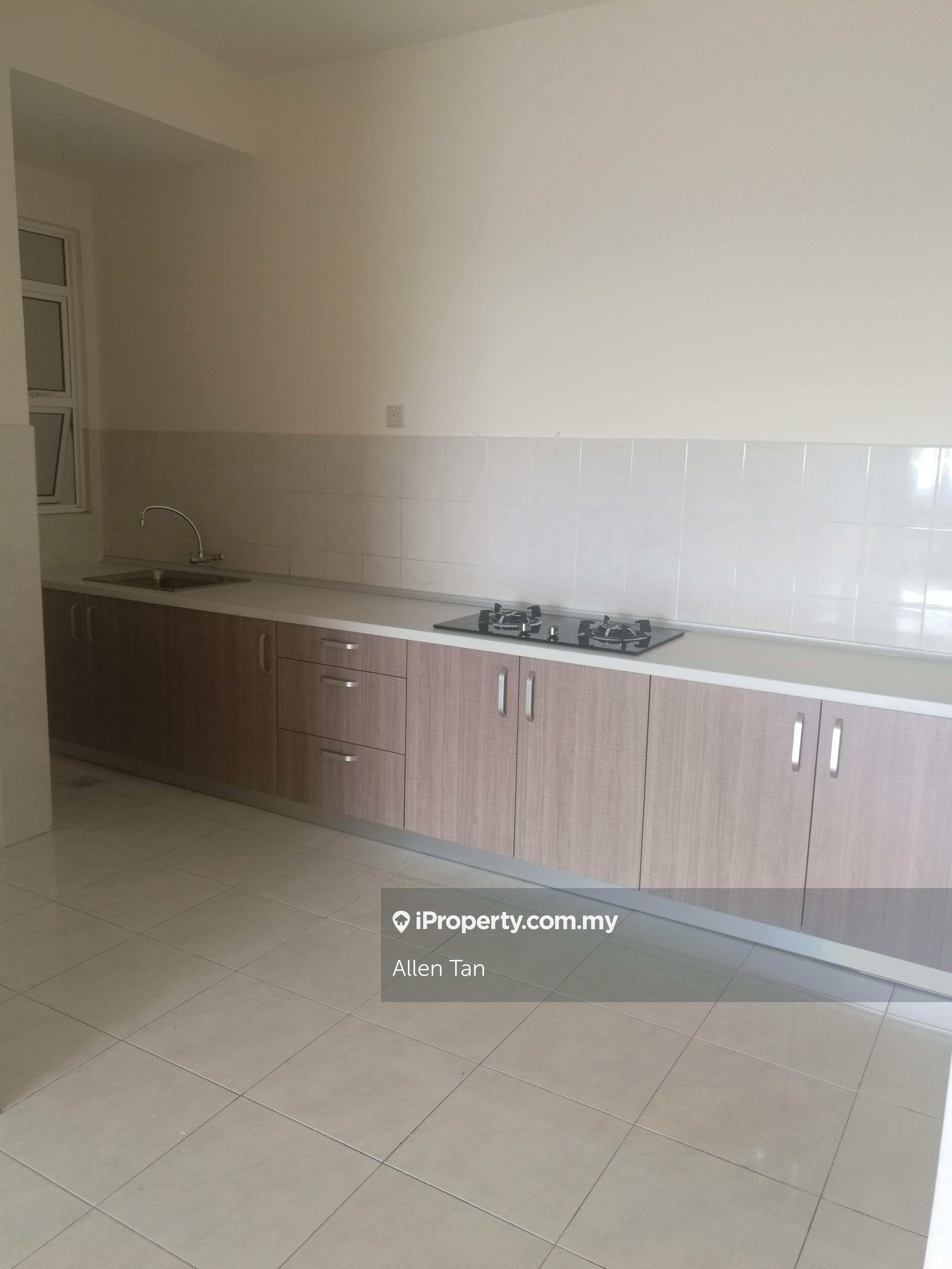 Sterling Condo, 1259sf, Partly, 1cp, Kelana Jaya, LRT, PJ