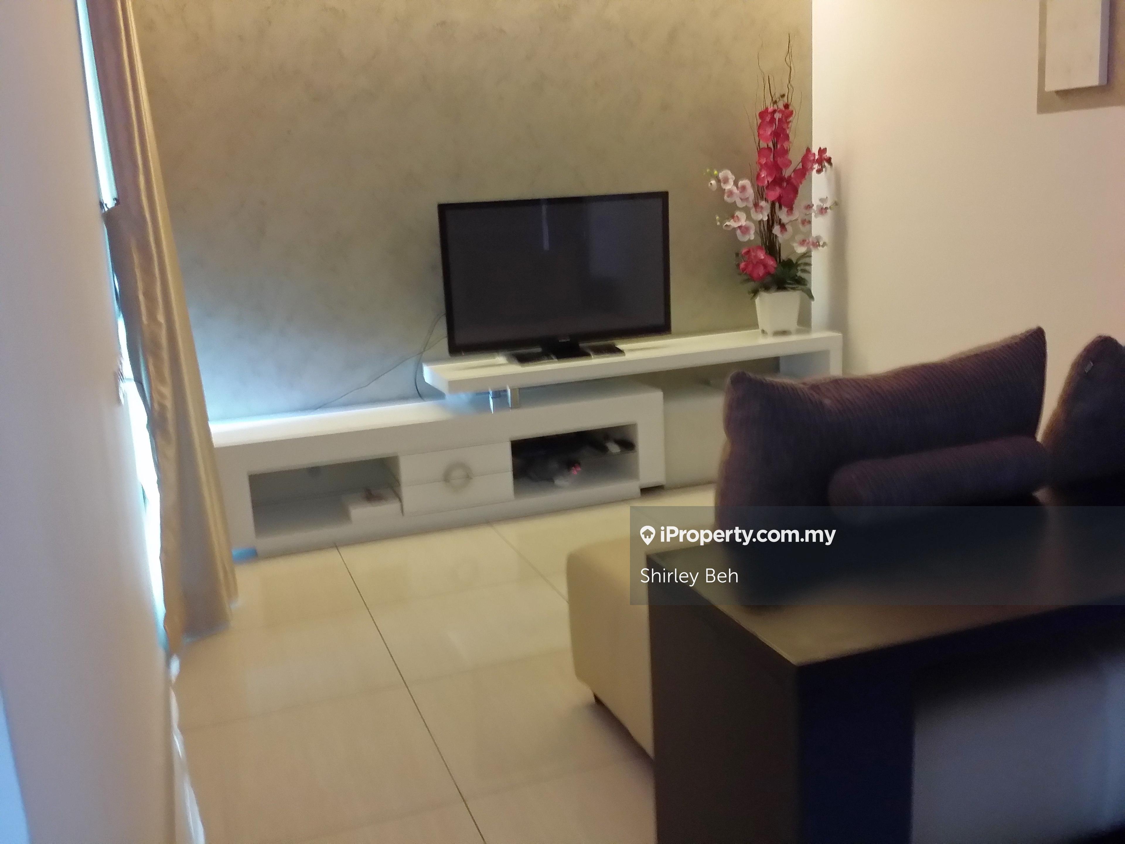 Fully furnished ,2 car parks