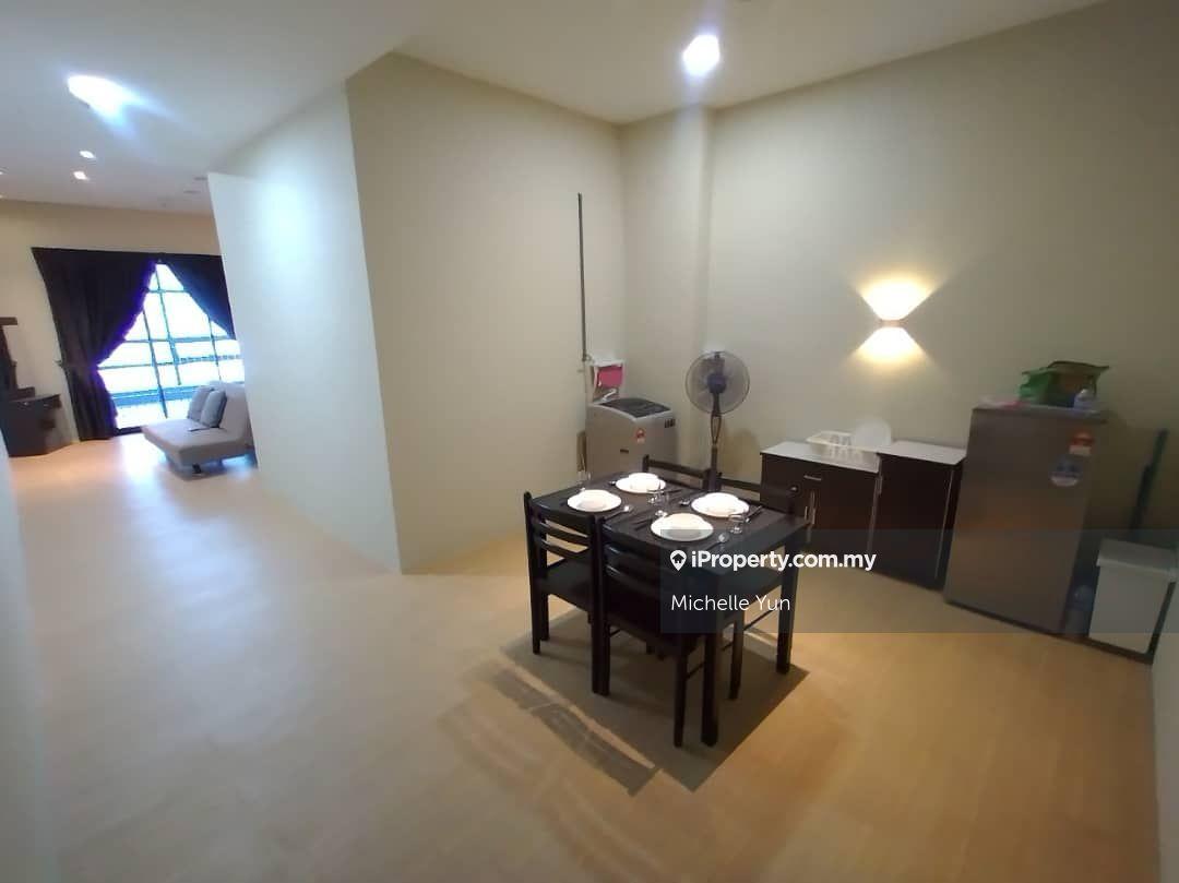Fully furnished,studio,available early may,connected lrt kerinchi,cafe