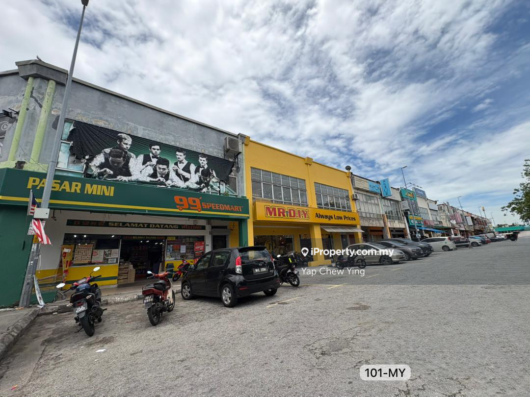 Hot & Mainroad! Bandar Puteri Klang Ground Floor Shoplot - For Rent 