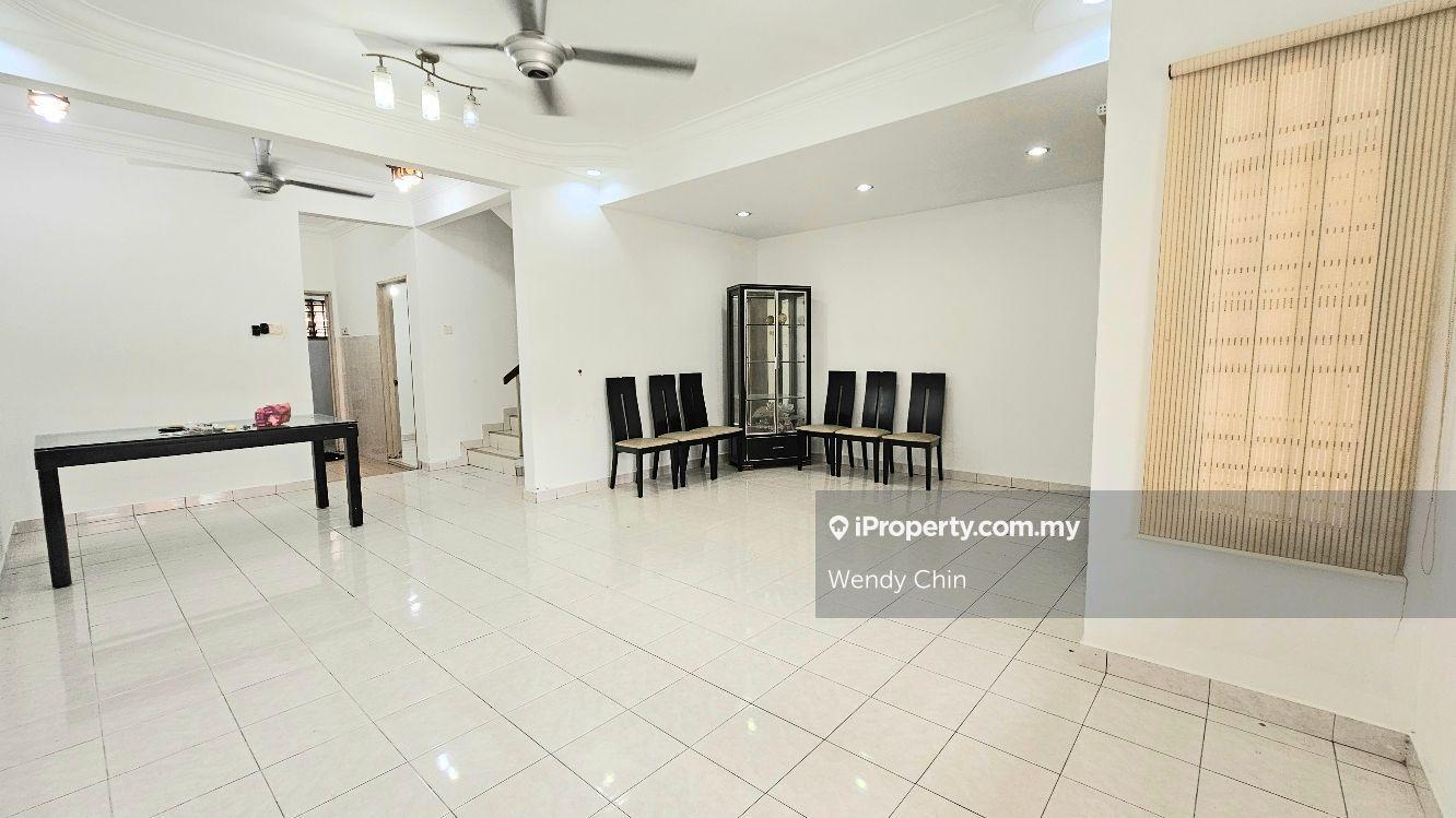 Freehold gated guarded