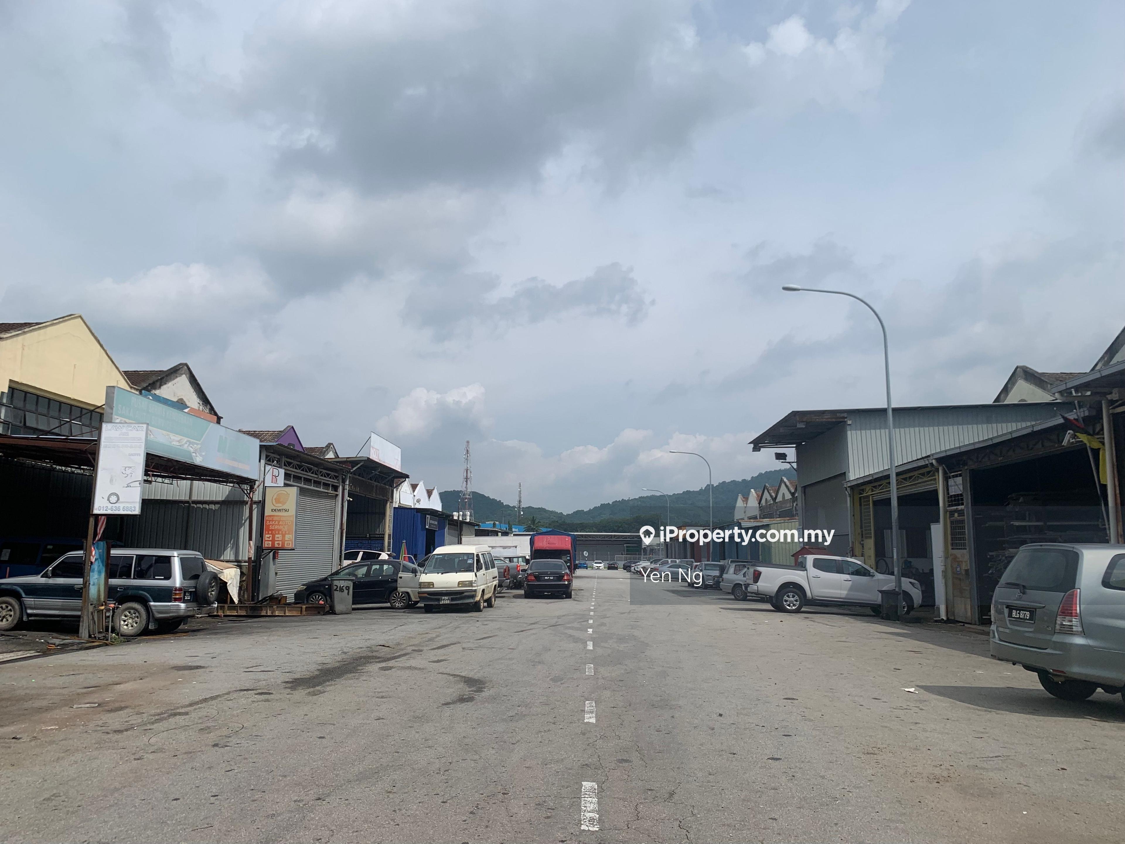 1.5 Sty Terrace Factory for Rent at Nilai, Seremban