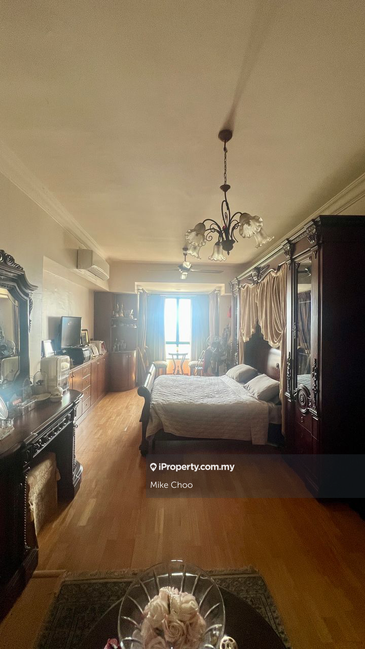 Fully Furnished unit
