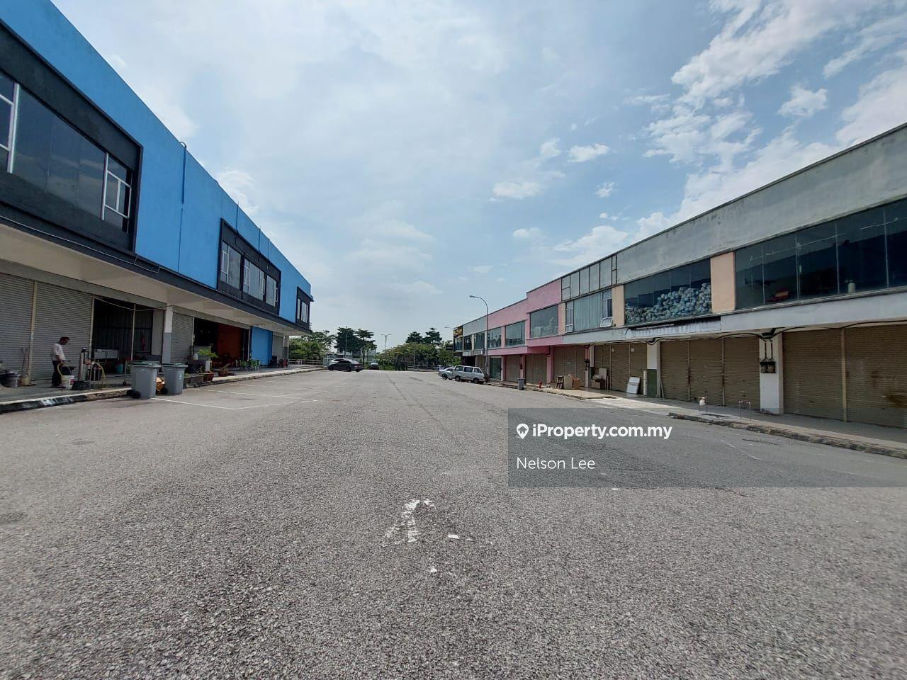 23 ft High Ceiling, Wide Access road easy for Cargo truck loading