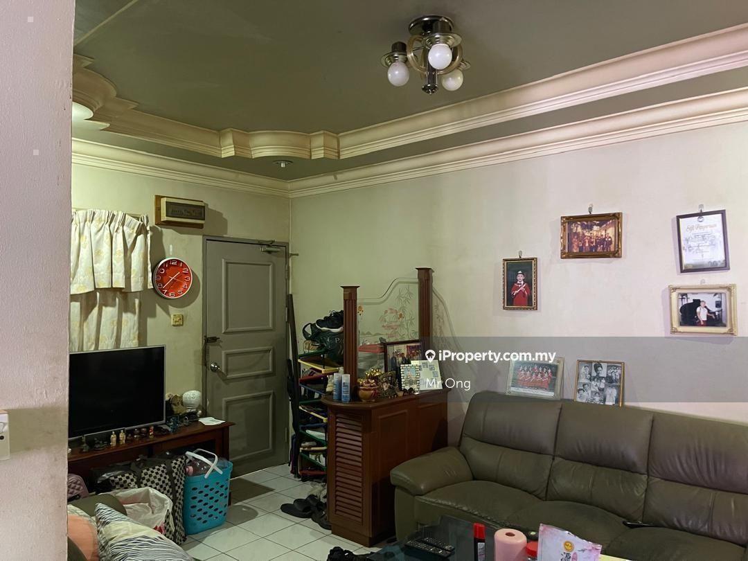 Penampang Beverly Hills Apartment Phase 5 For Sale/Bundusan