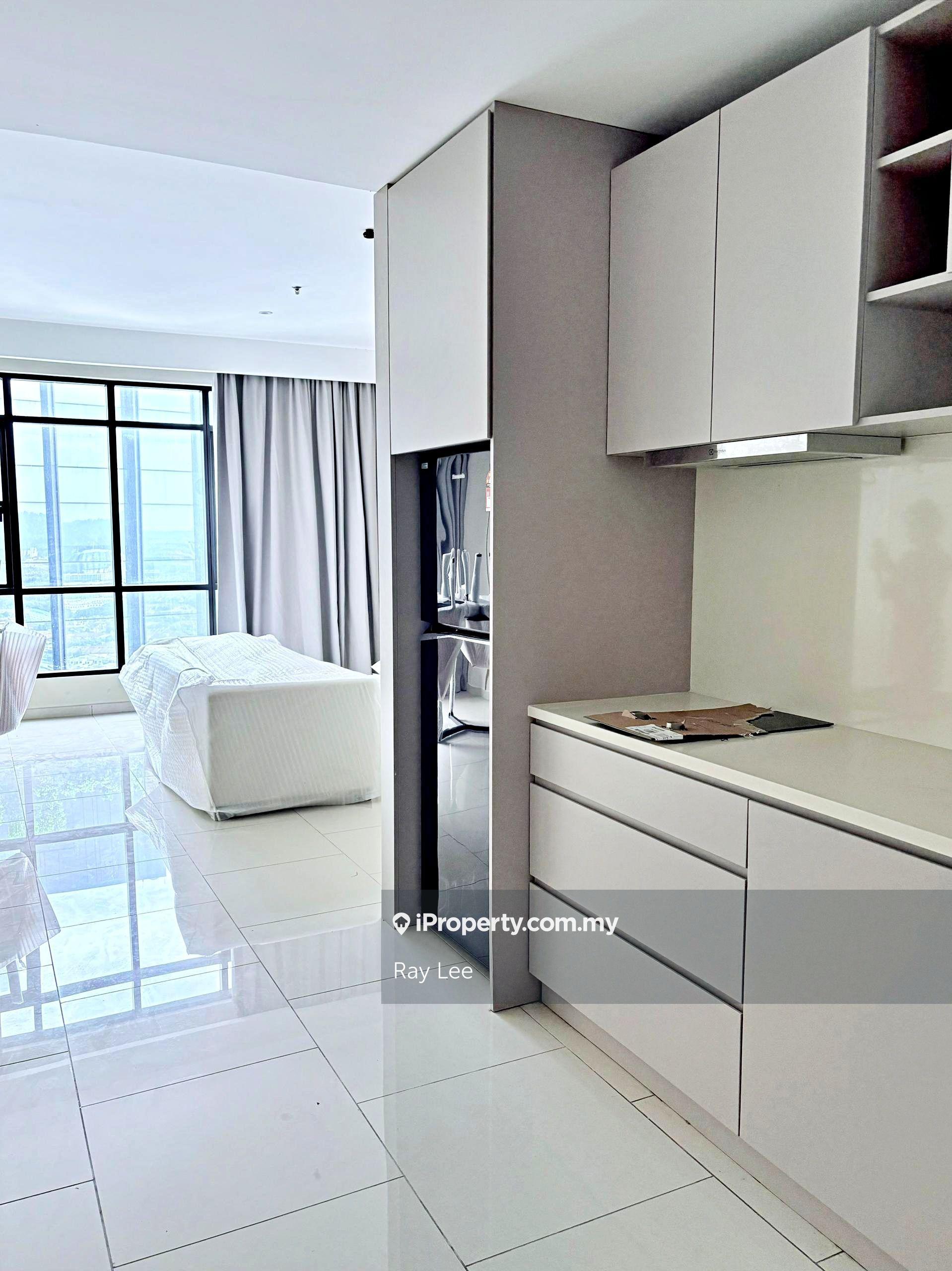 Hill10 next to i City Mall, City Walk and Mercu Maybank