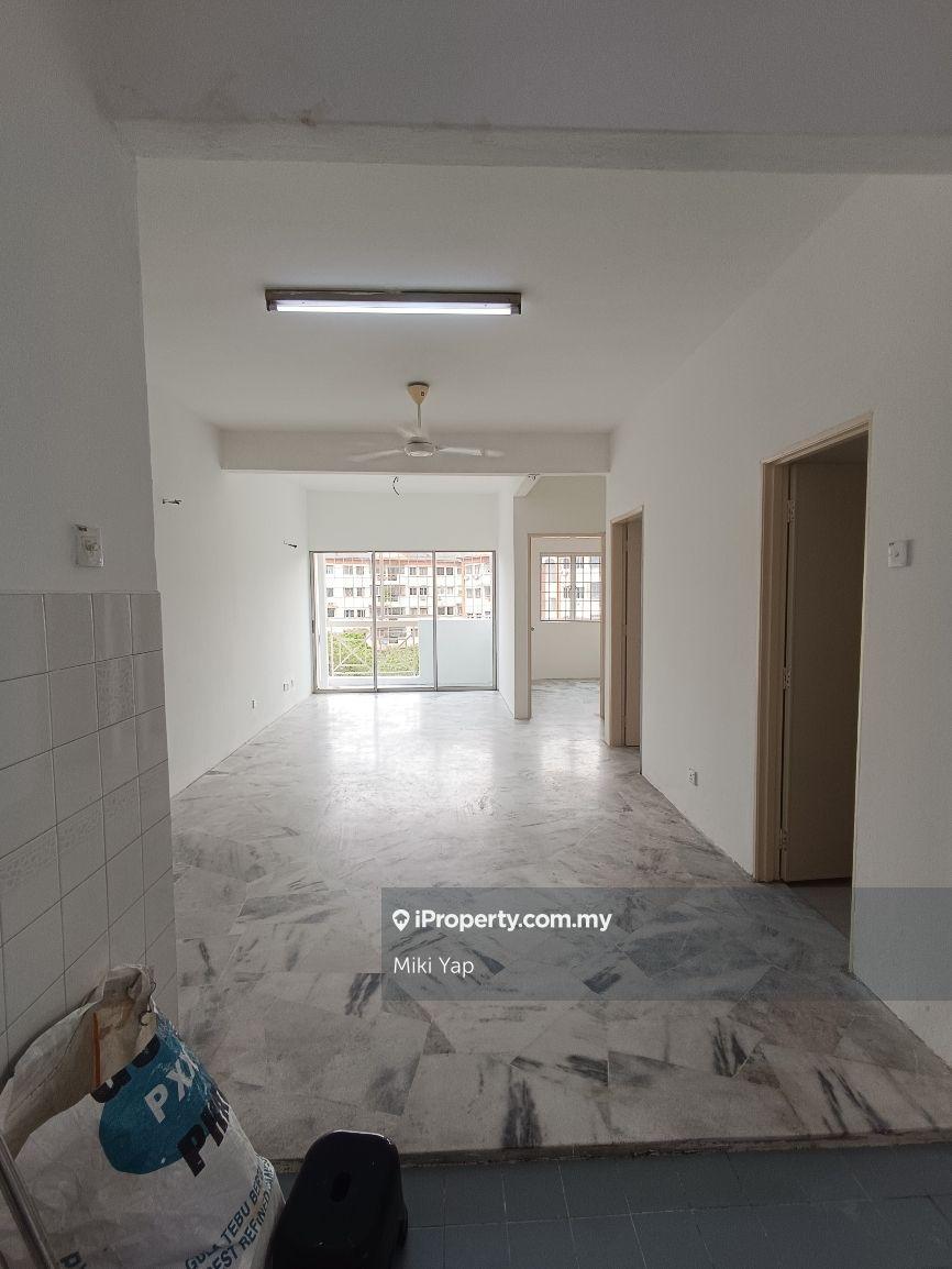 Apartment anggerik 1 puchong