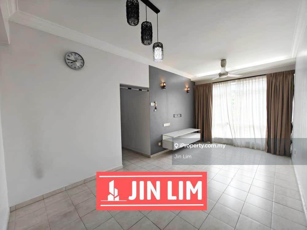Good deal unit in Suria Vista for sale, call now.