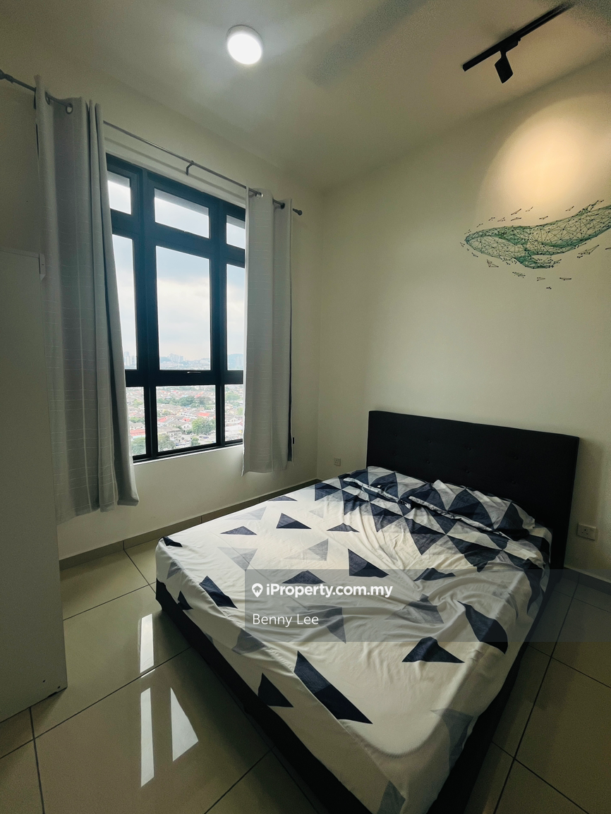 B11 Parkland Fully furnished master room for rent