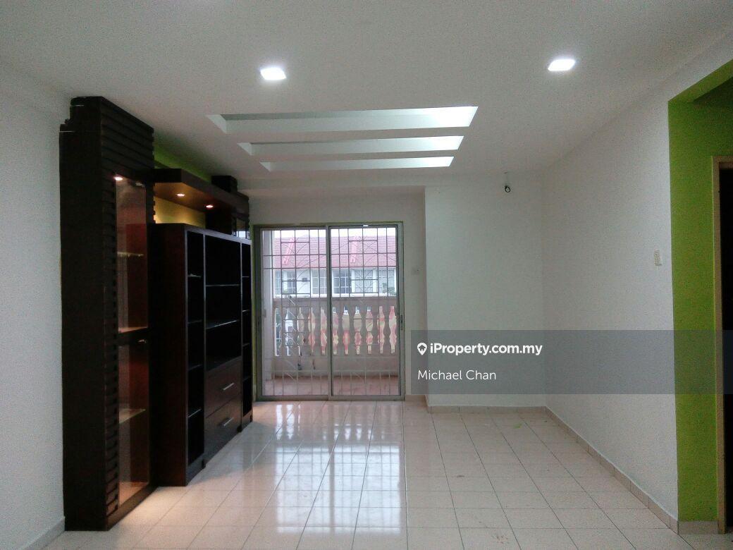 Nilam Puri Condo Partly Furnished At Bukit Puchong 2 For Rent