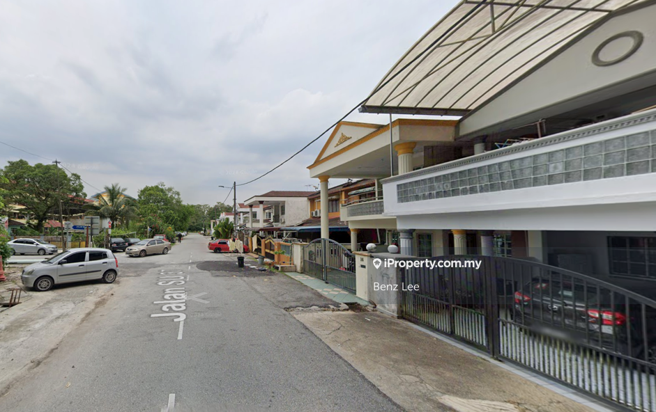 Corner bank value rm1.3mil taman selayang utama