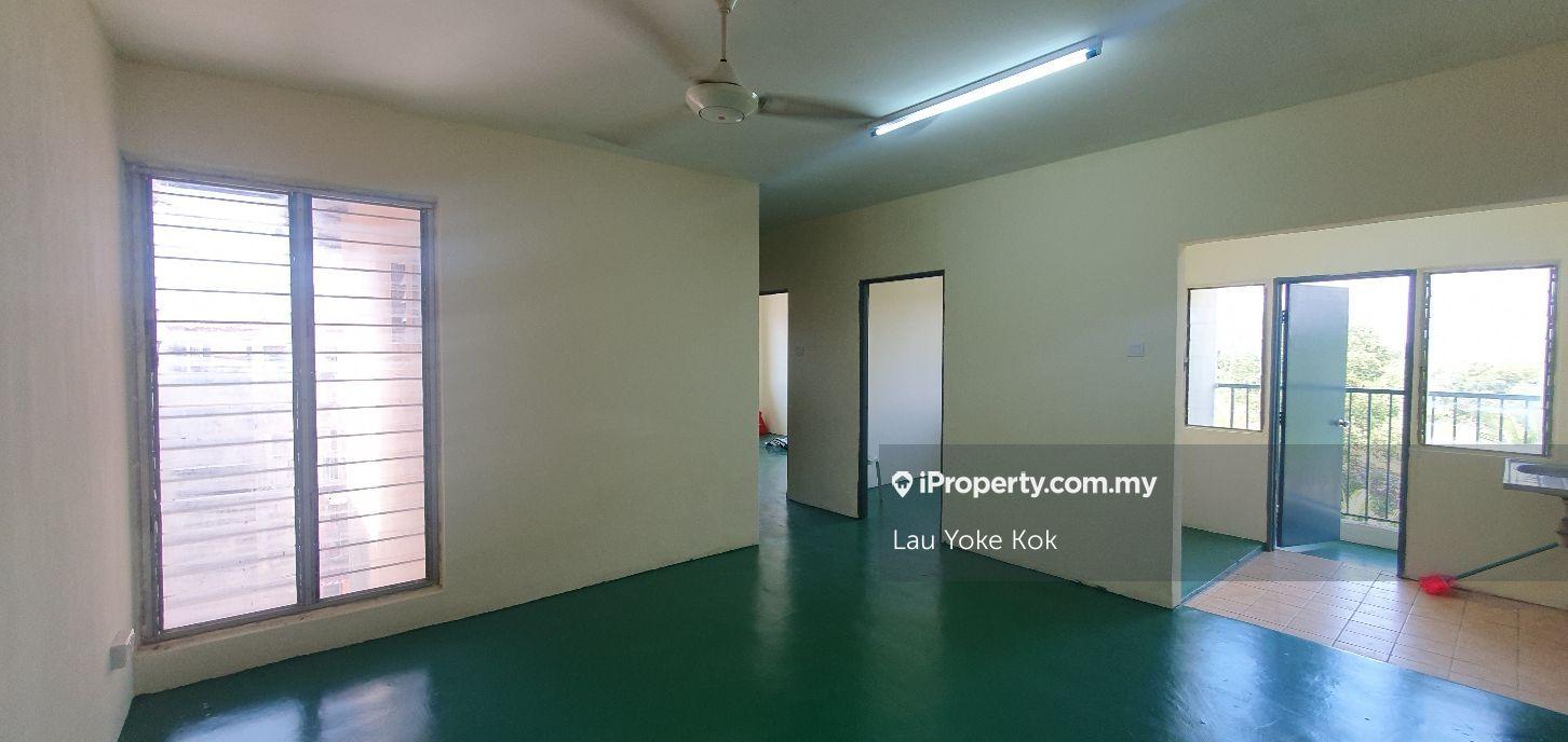 Corner unit at Sri Indah 