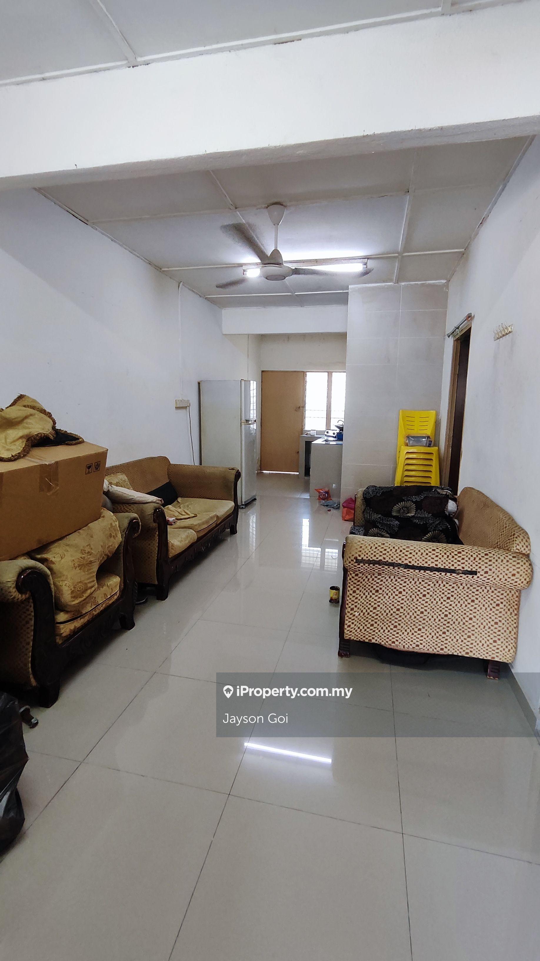 Taman Idaman, Serendah, 1sty House For Sale 3room 1baths