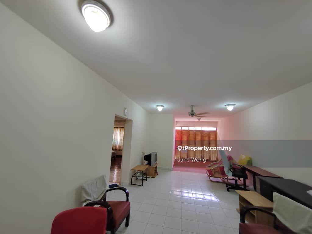 Opposite Citta Mall and near LRT Ara Damansara