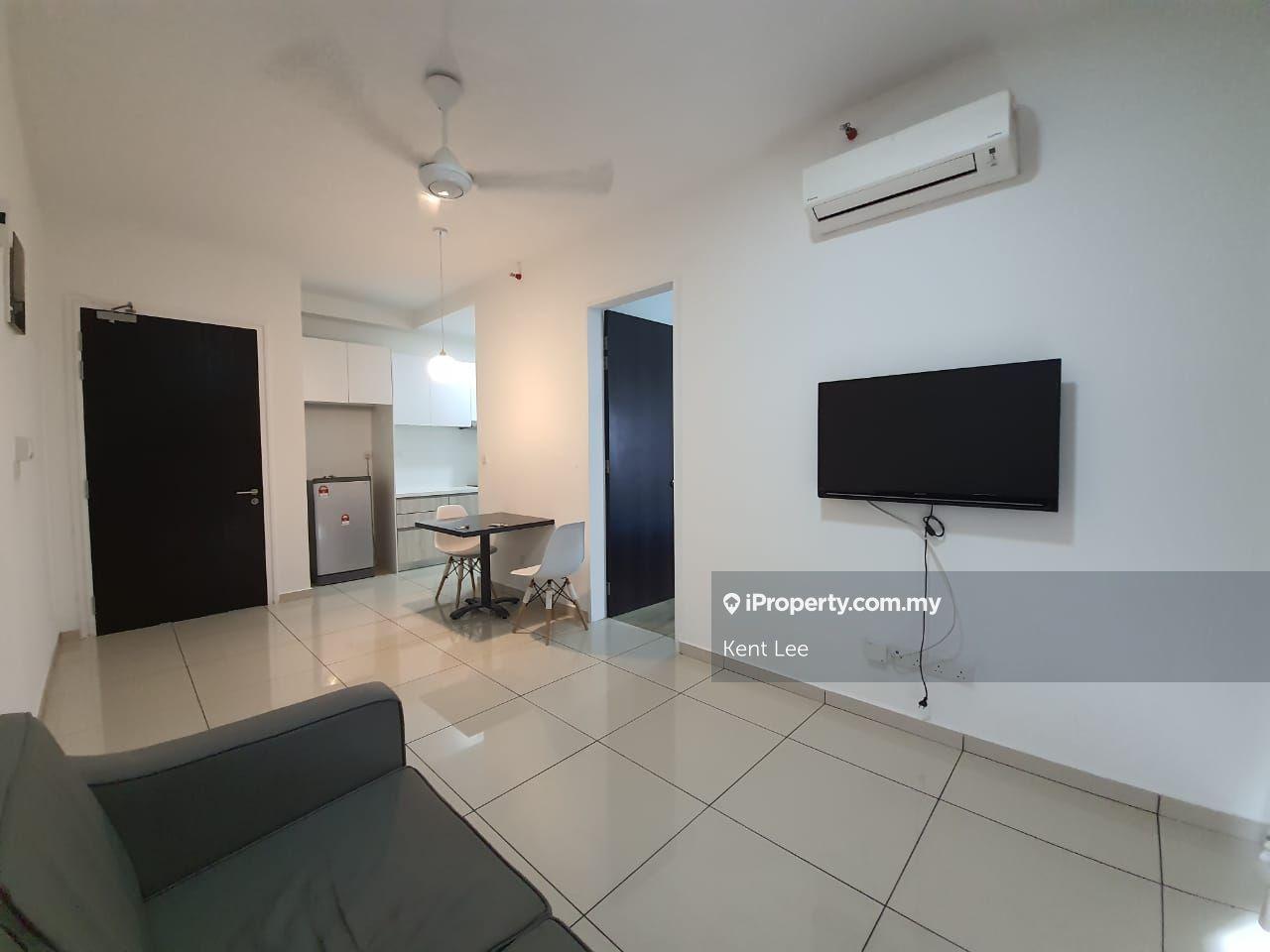 Tower B, High Floor, Fully Furnish, Selling Below Market Price