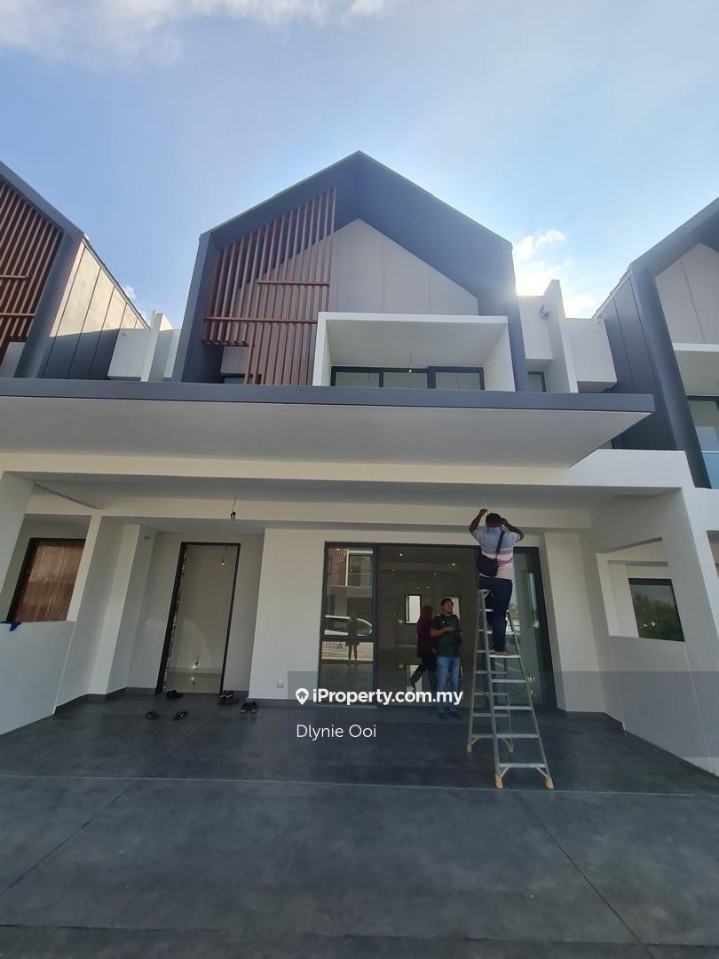 Best Deal 2-Storey Terrace Blossom Spring Jade Hills