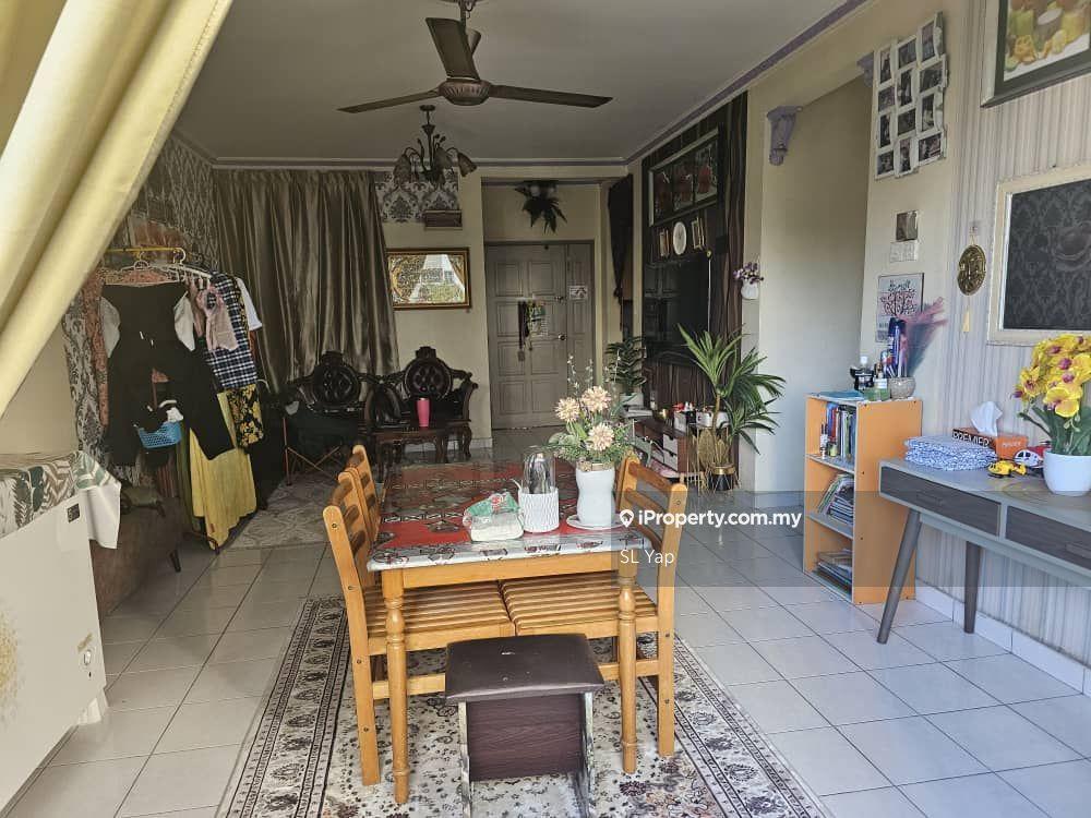 Widri Impian Condominium Desa Petaling for Sale
