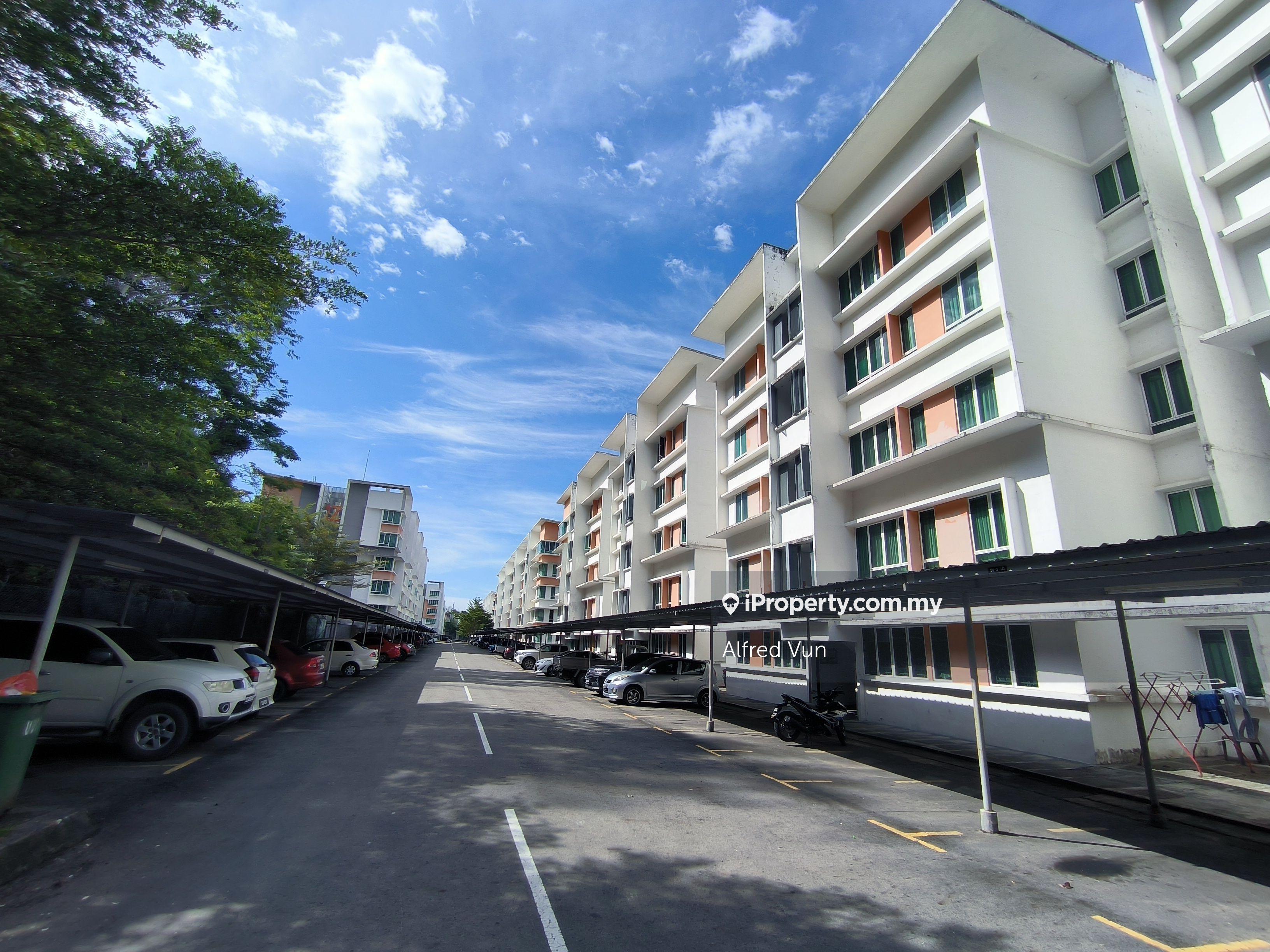 Telipok uuc, 3 Bedrooms, Furnished : University Utama Condo Apartment