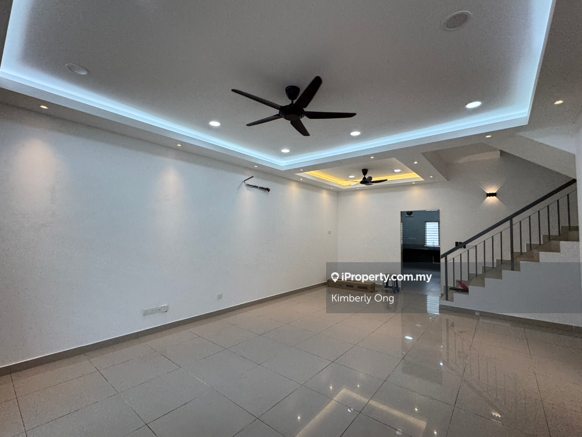 Brand New Springhill House For Rent 