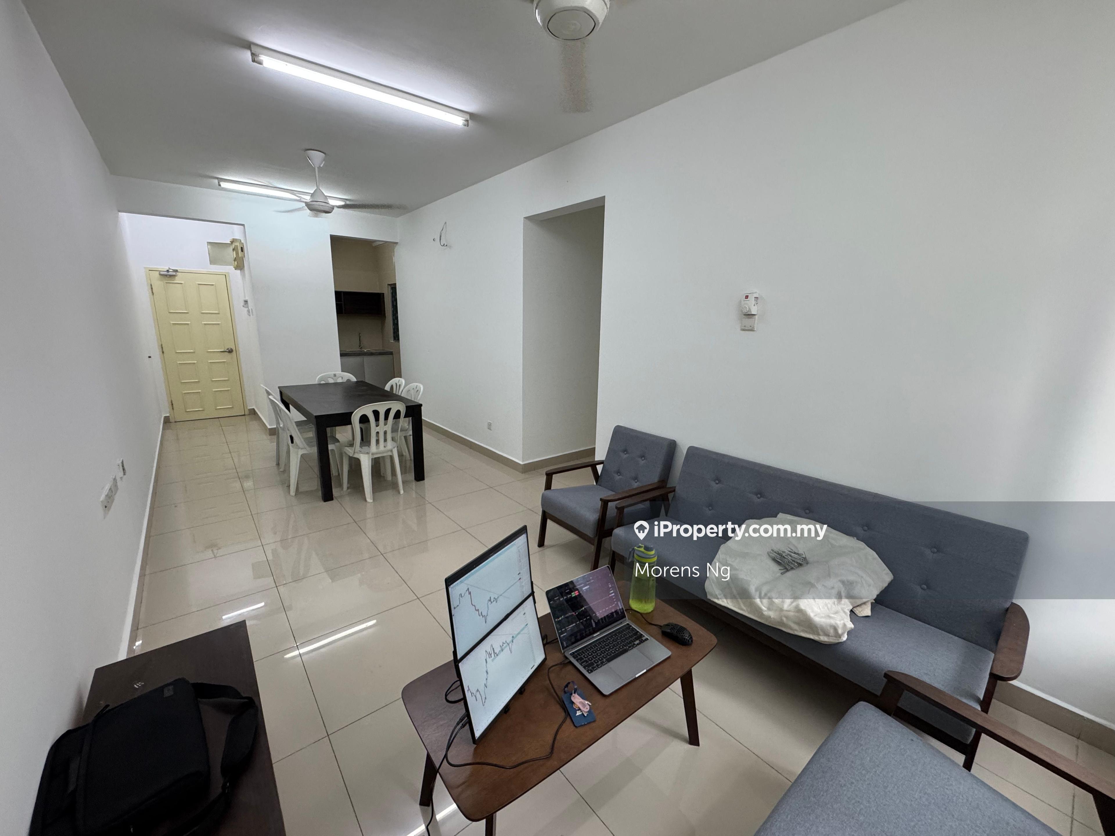 The Arc 3 Room Newly renovate unit for Sale