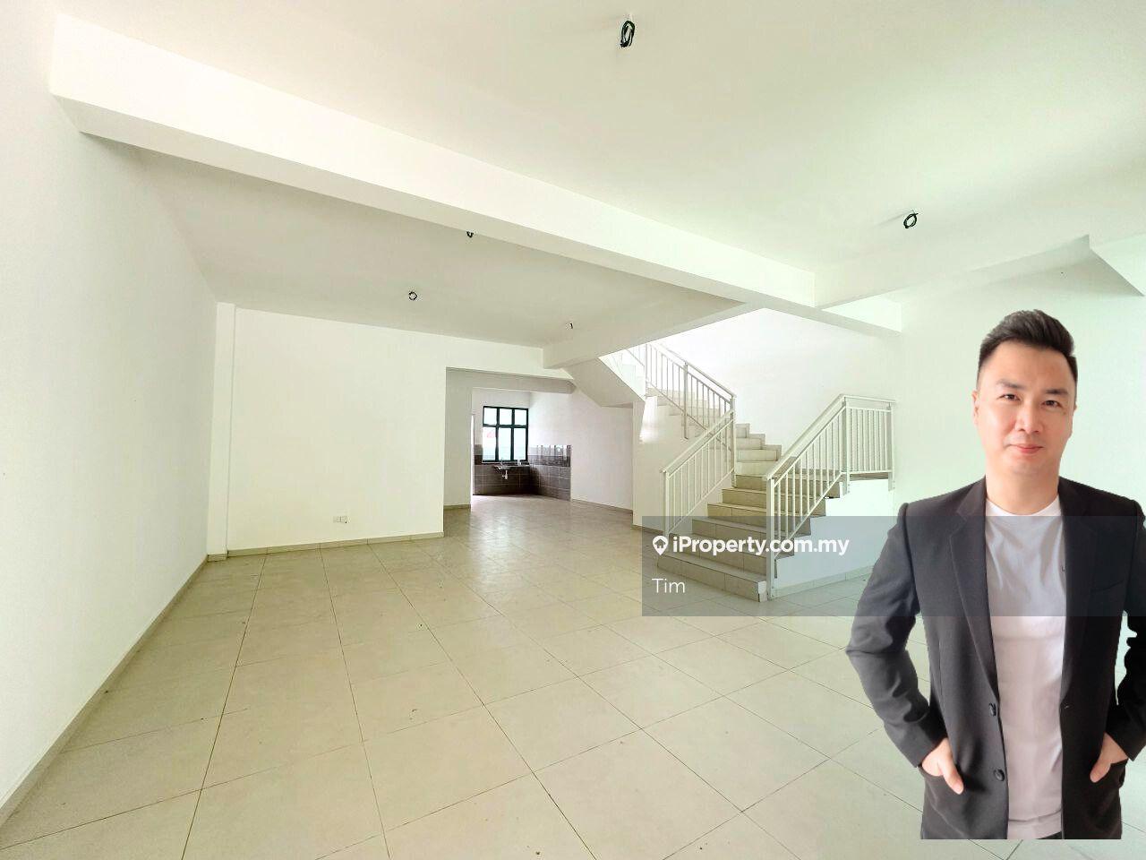 Freehold 2sty Facing Padang.Full Loan Ok. Welcome view & Discuss