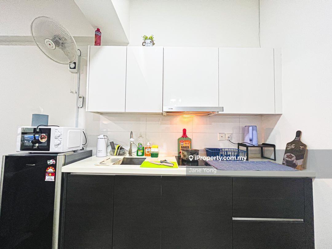 28 Boulevard studio for rent