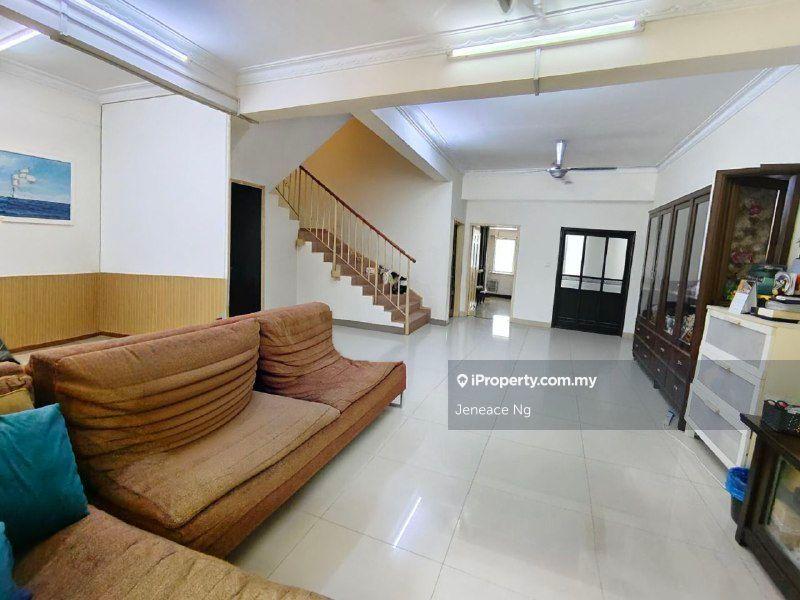 Gated 22x75 kitchen extended well maintain near guardhouse