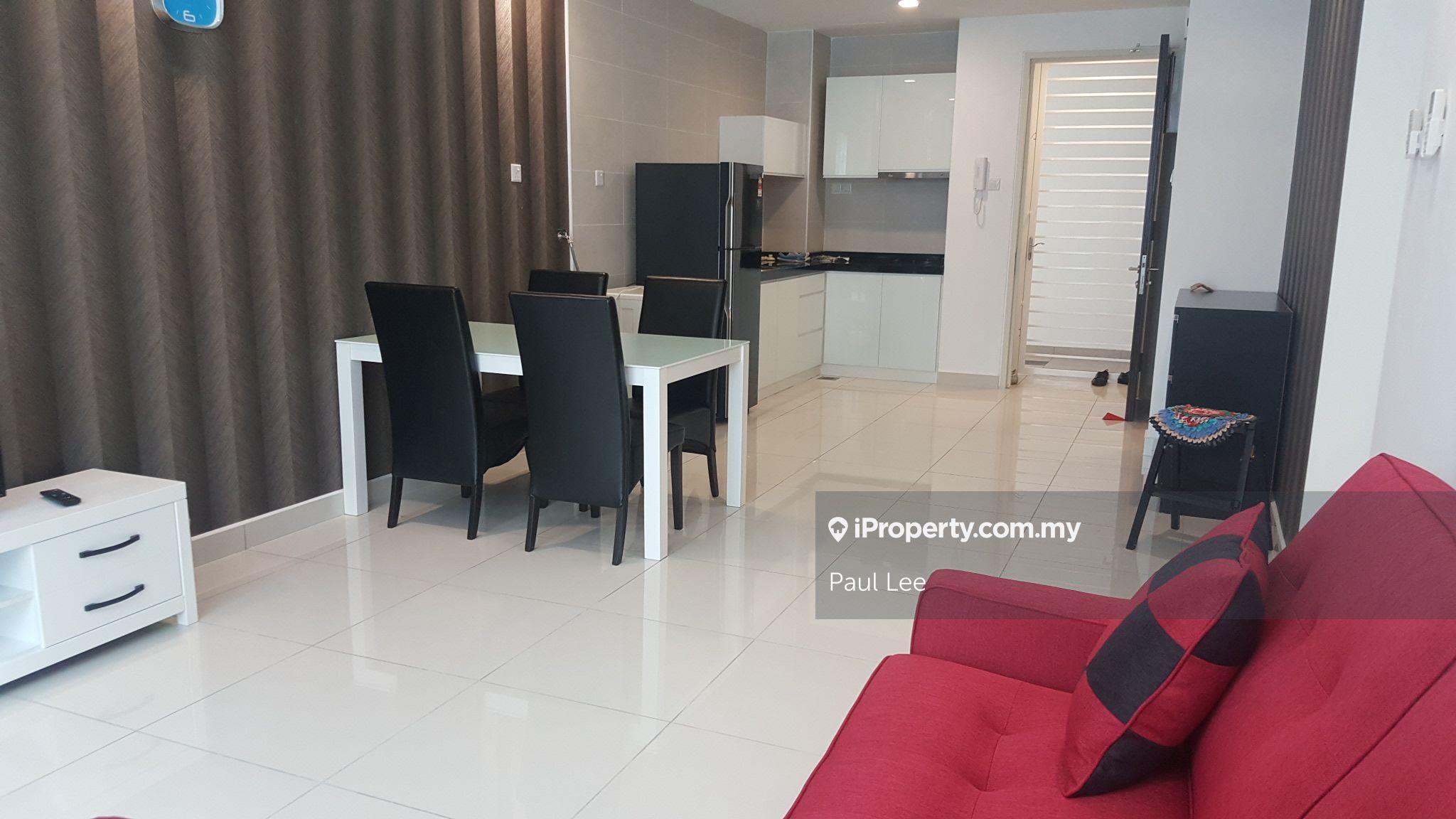 Central Residence Freehold 729sf Fully Reno Furnished 2car Tenanted
