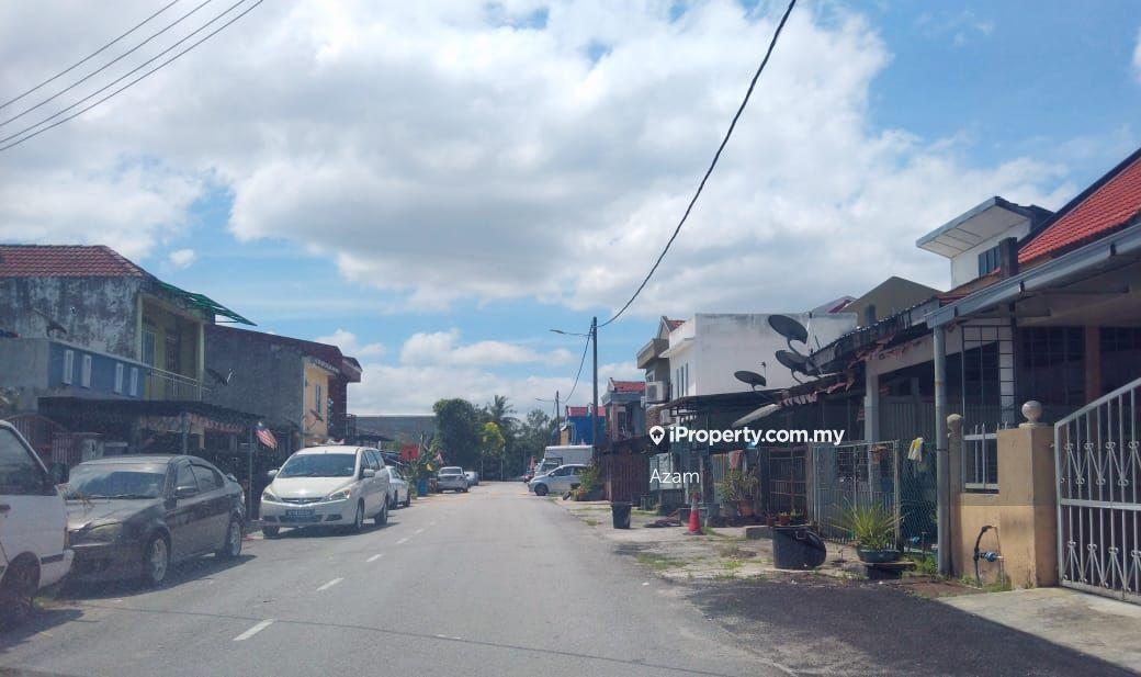 1.5km from LRT Station Pusat Bandar Puchong