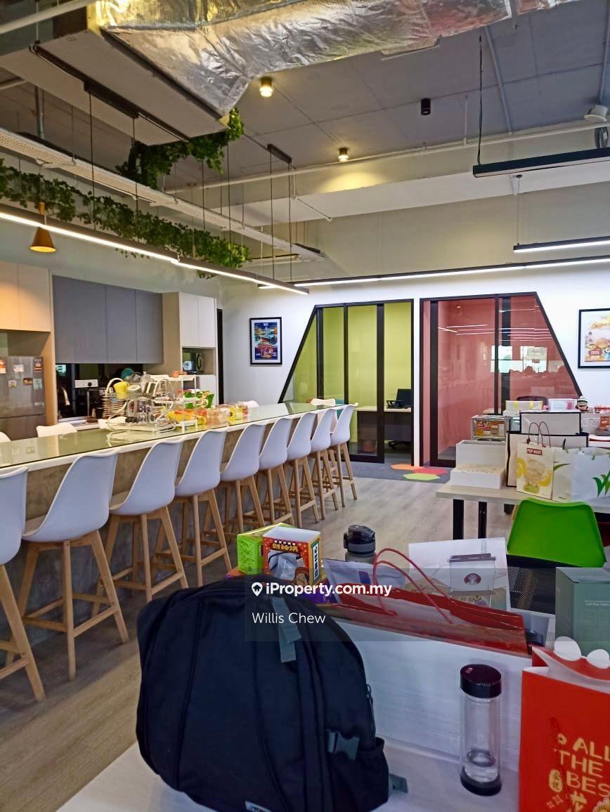 Office for Sale MSC Zone
