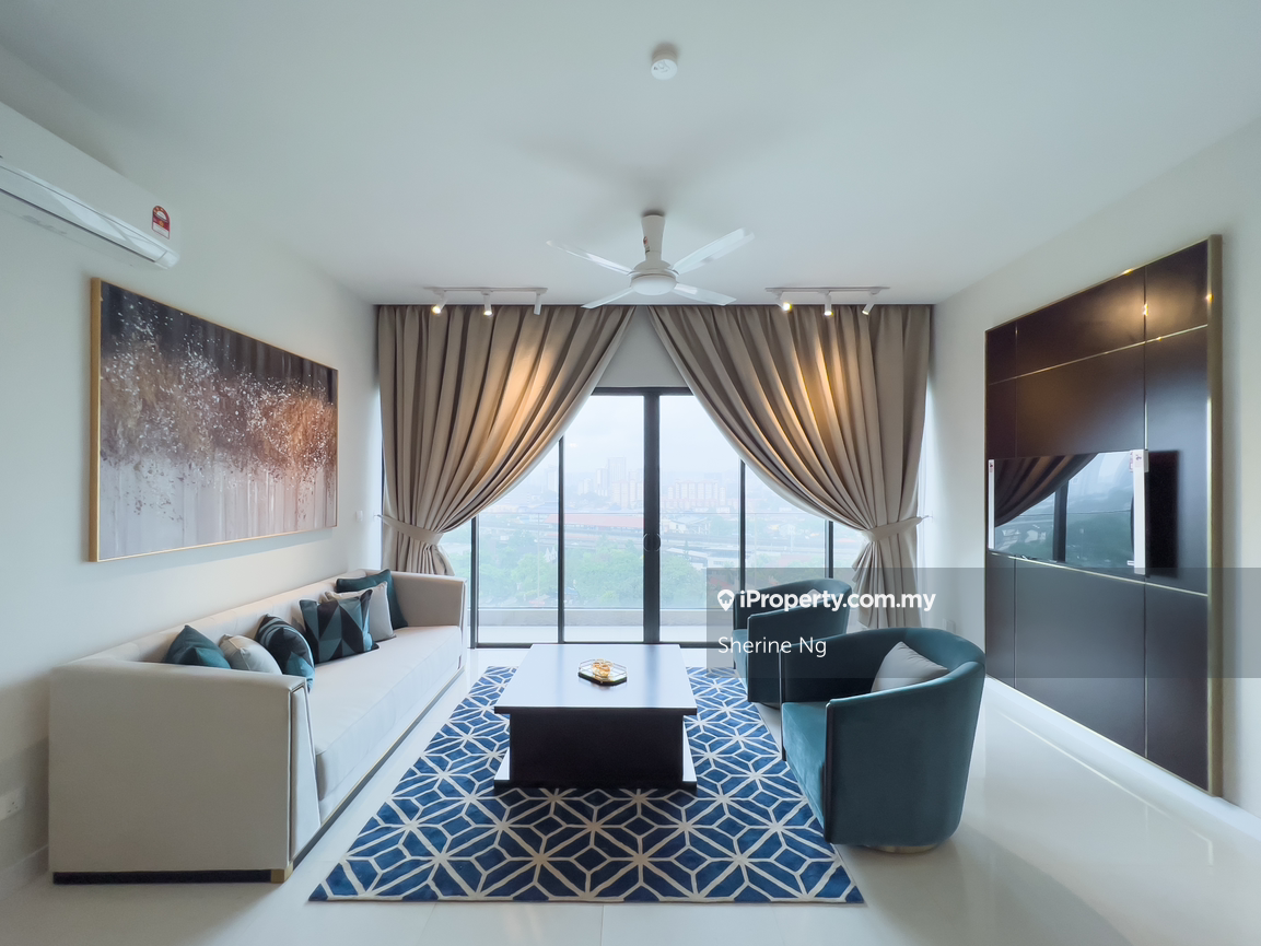 Oxford Residences, Pavilion Embassy