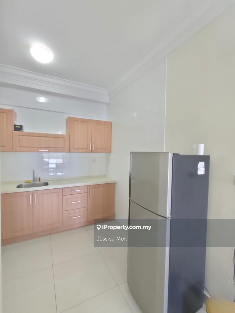 Cova Suite @ Kota Damansara for Sale