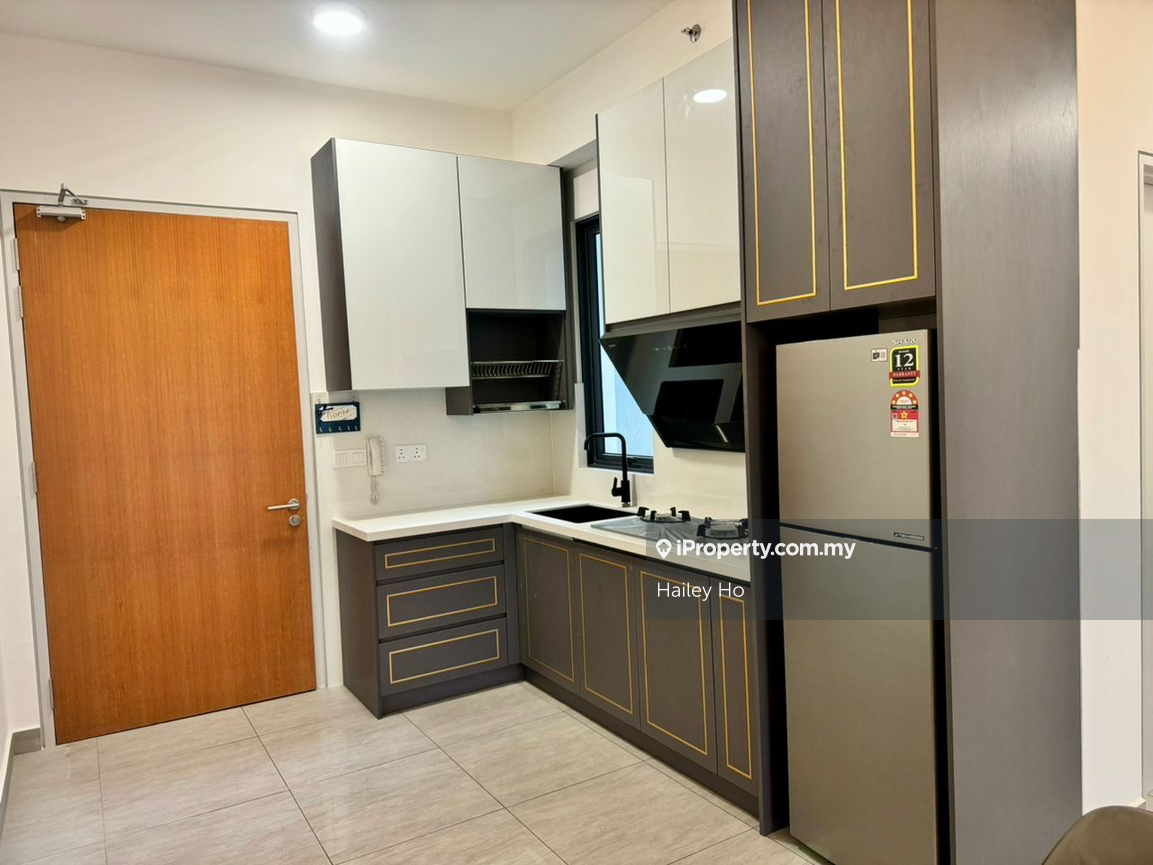 Fully Furnished 3 bedroom, Many Unit Available to View, Ready Move In