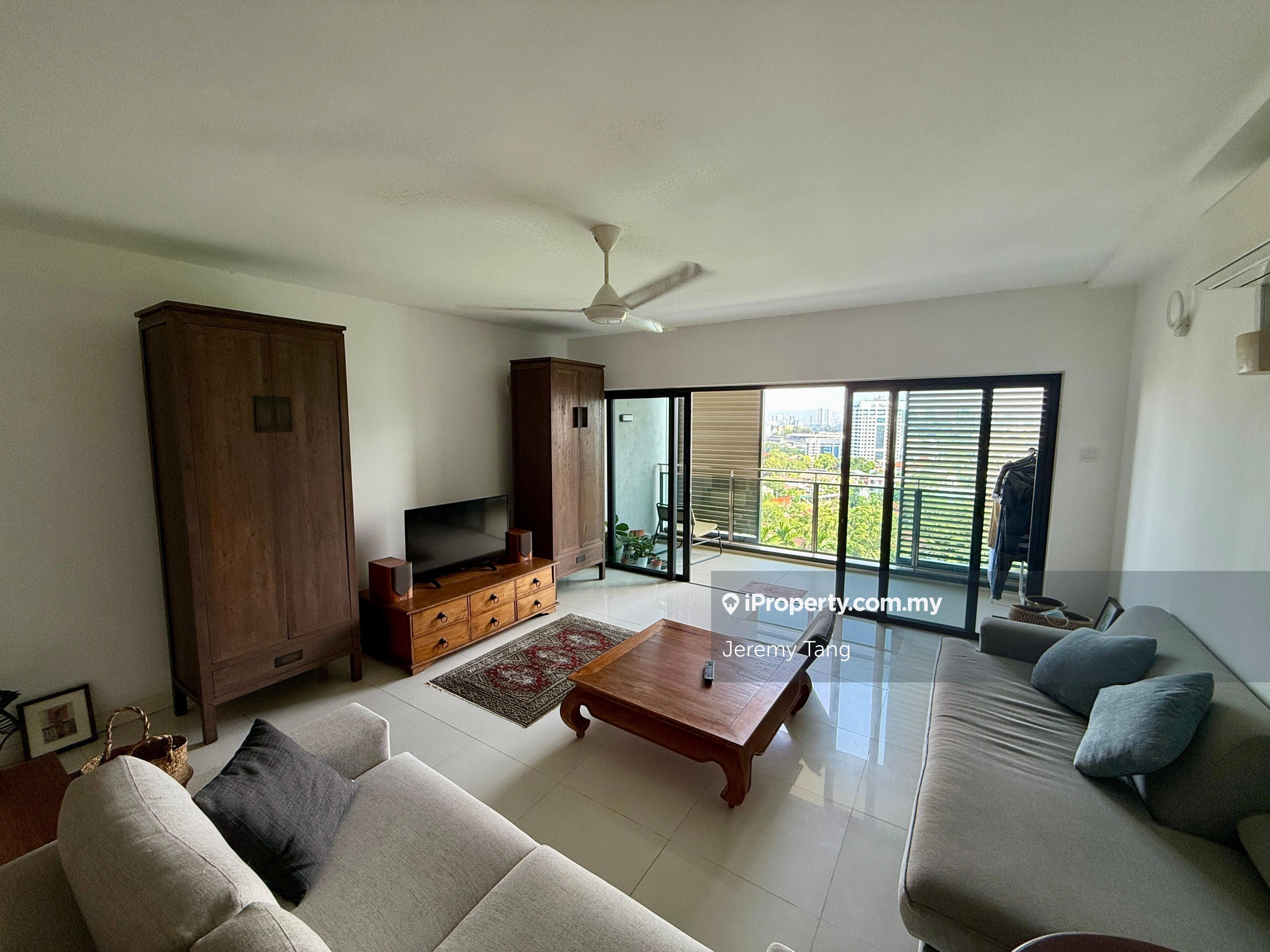 Corner Unit with KLCC View due North East and Practical Layout