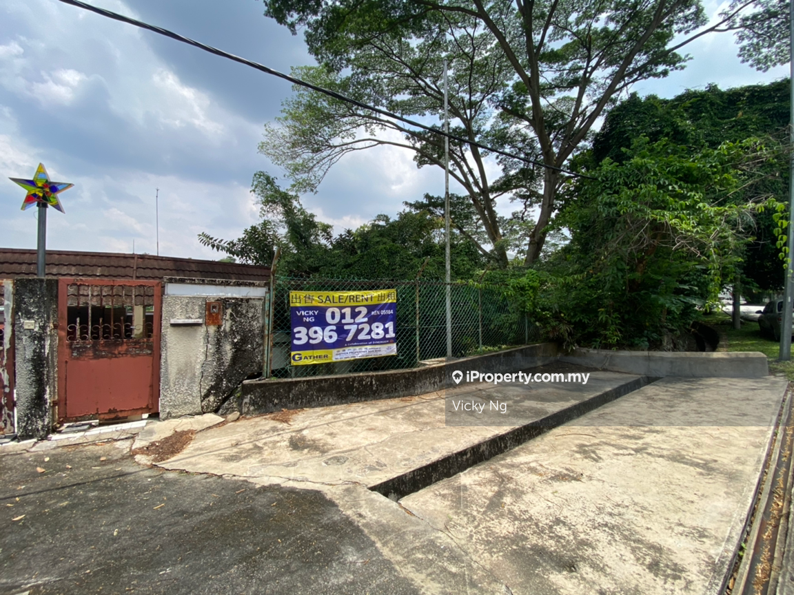 3 parcels prime residential land