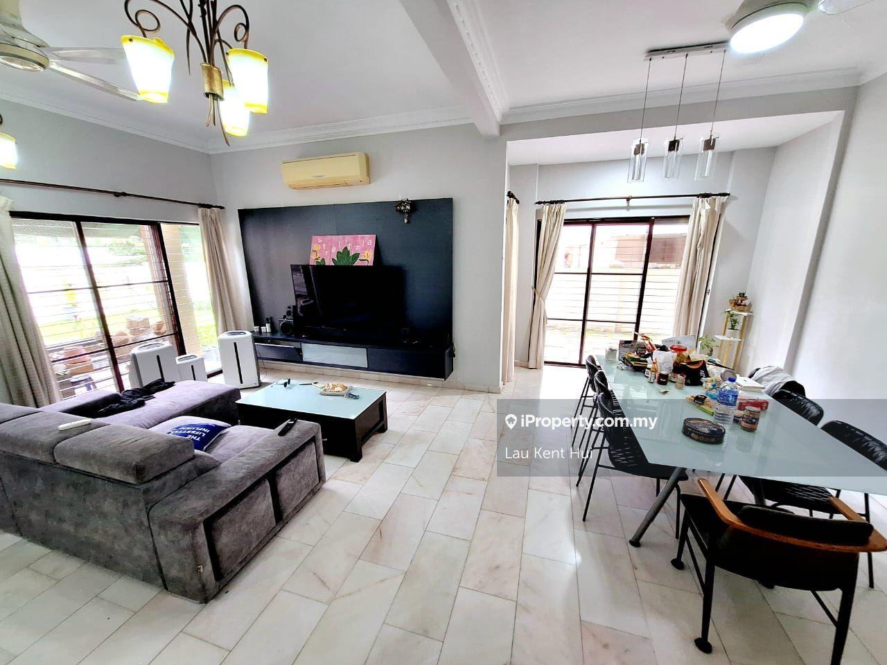 Bring your Suit Case, Fully Renovation, Facing Empty Land, Flat Land