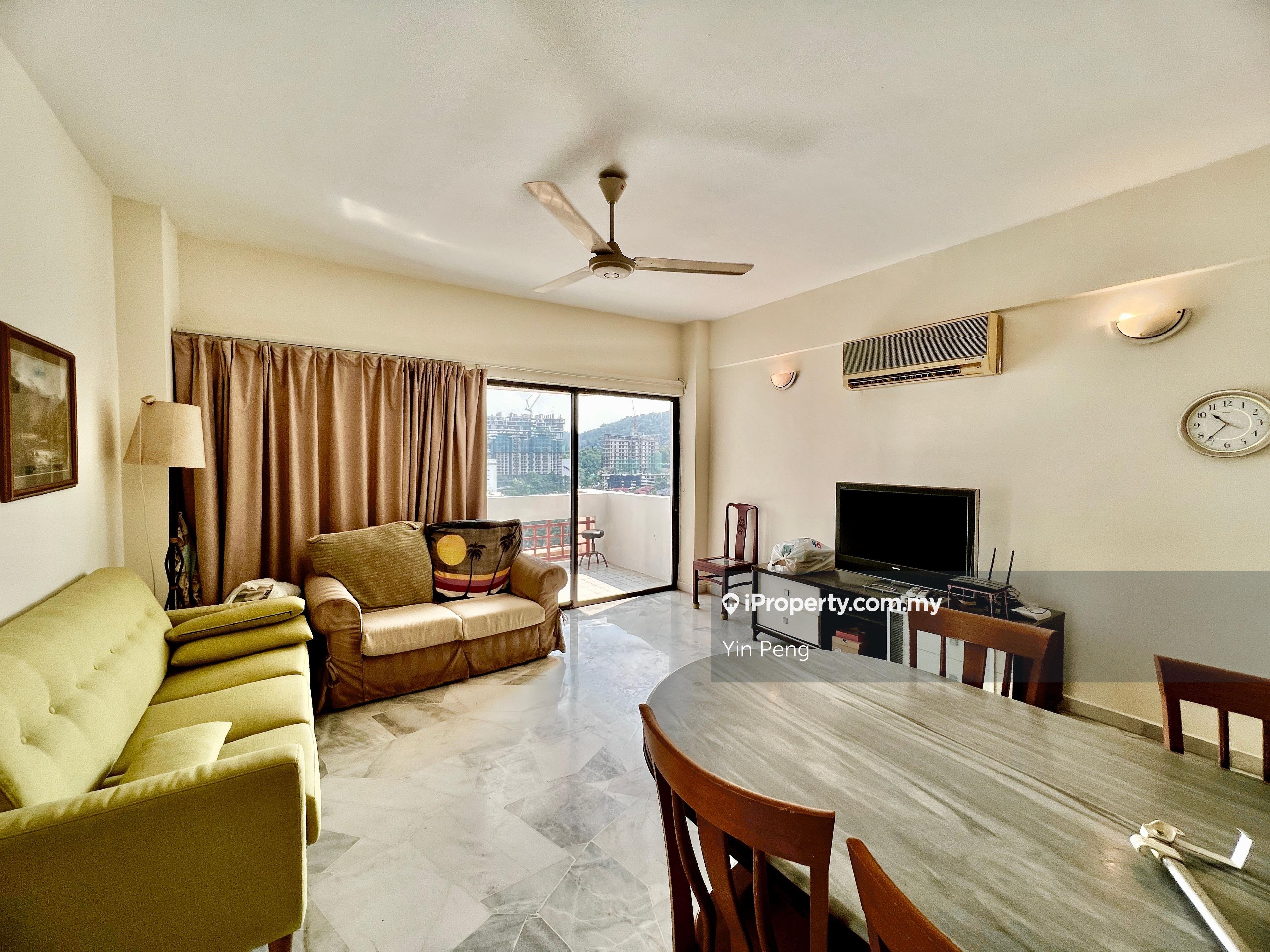 Kiara Park Condo for Sale, Spacious Unit with Park View