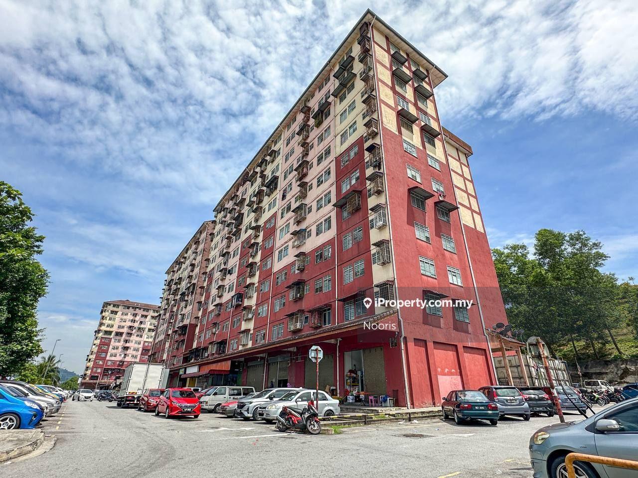 Well Maintained Flexible Deposit