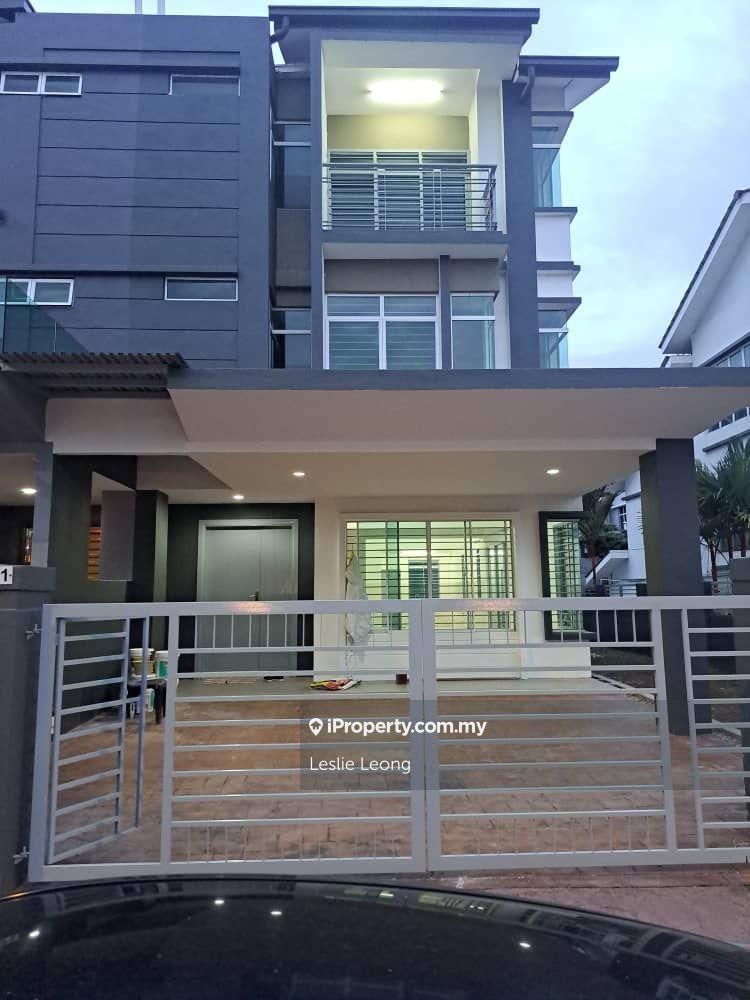2.5 storey Endlot One Sierra Selayang Idaman Hills For Sale