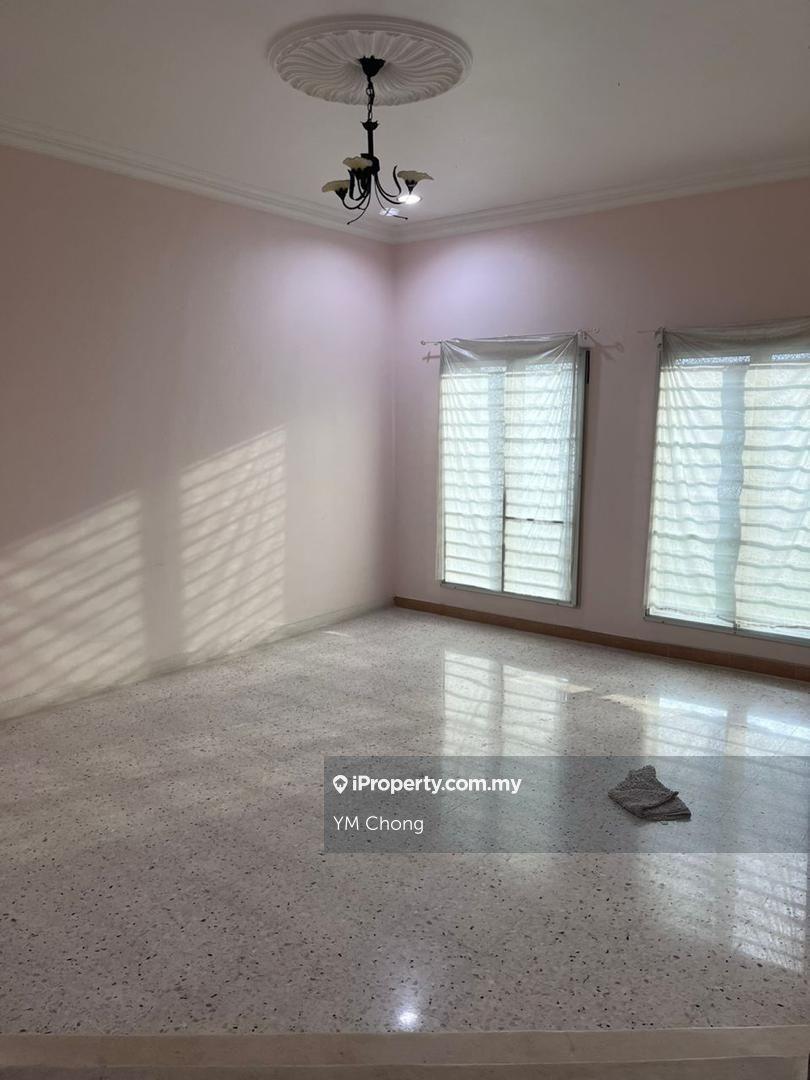 2 Storey House Bukit Sebukor Melaka 22x70 Nice Condition Near Manipal
