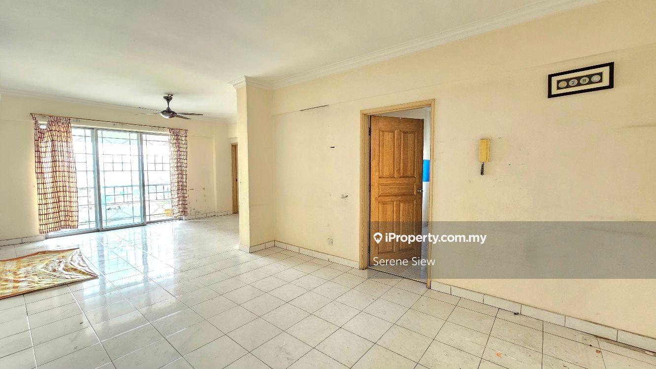 Sri Lata Corner Unit for Sale