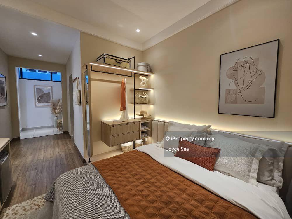 Low Density Freehold Project Walking to MRT