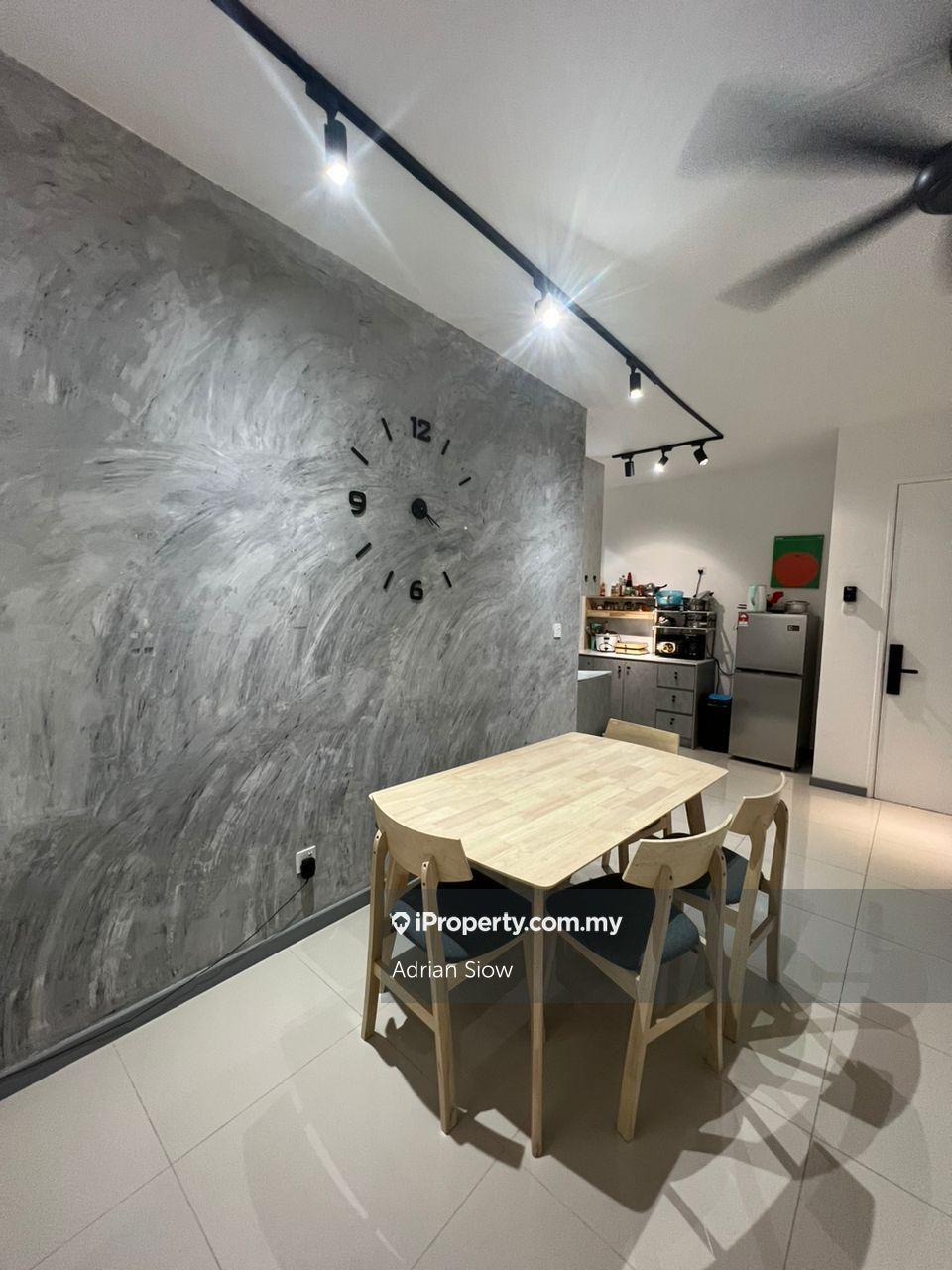 Room for rent, weekly cleaning service provided