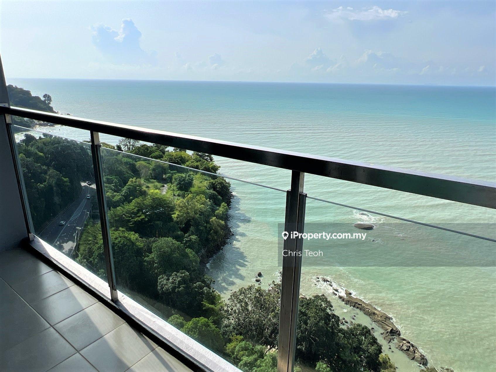 Mid floor with fabulous unobstructed sea view!