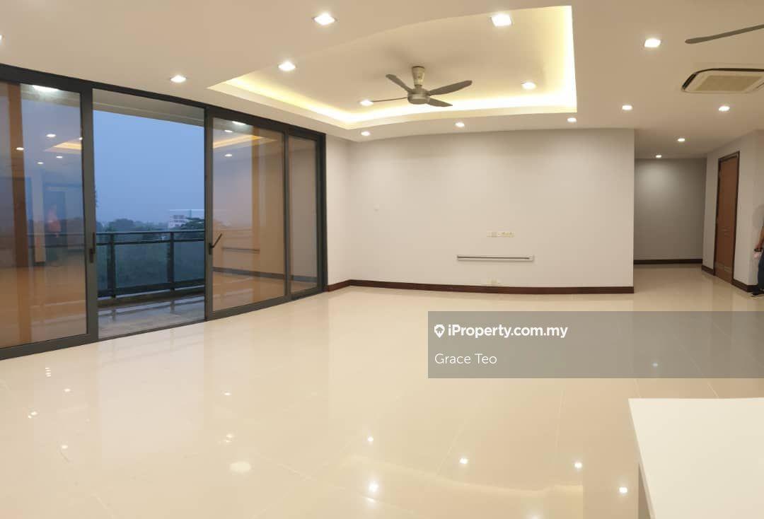 Harrington Suite Type B Luxury Suites with Private Lift