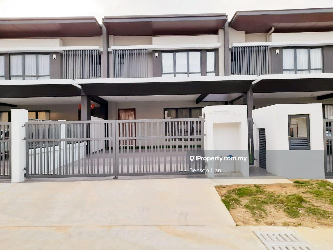 2 Storey Hampton Residences Bandar Seri Coalfields Sungai Buloh