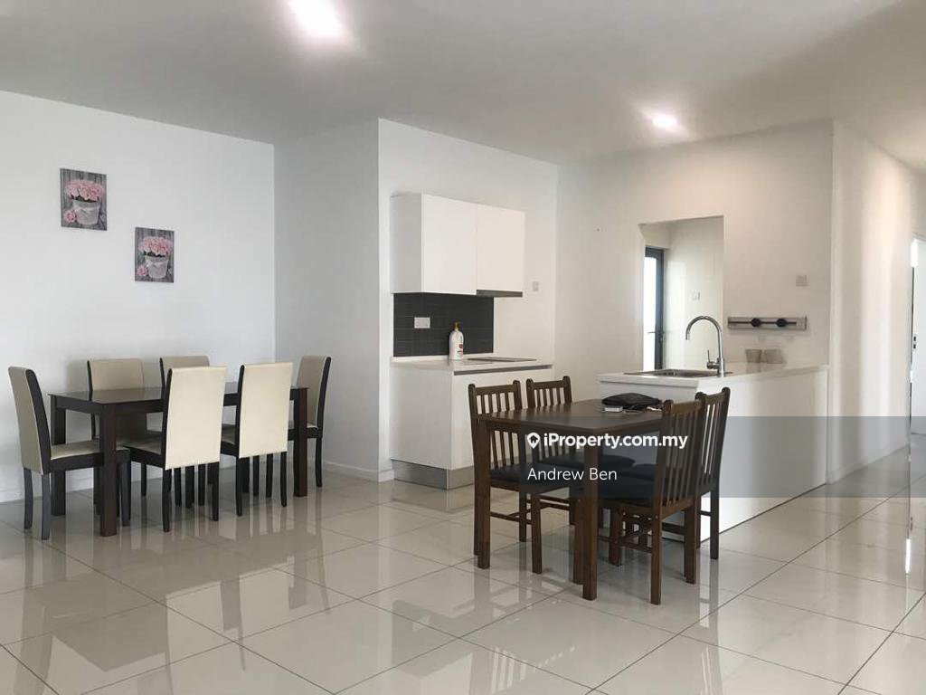 Urbana Ara Damansara 3bed2bath 3carpark for rent