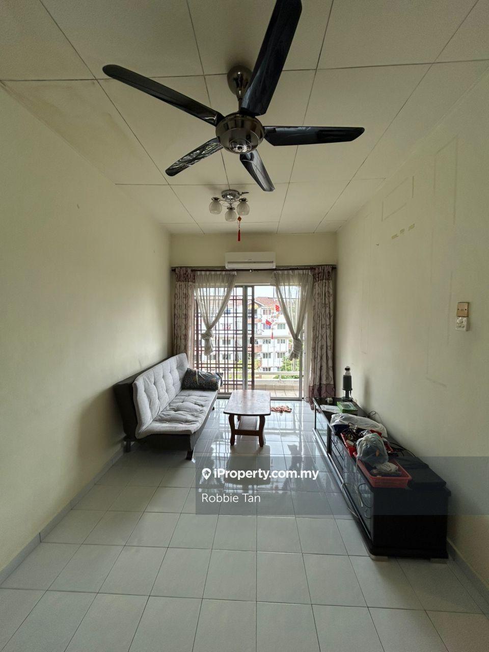 Tampoi Indah Apartyment For sale