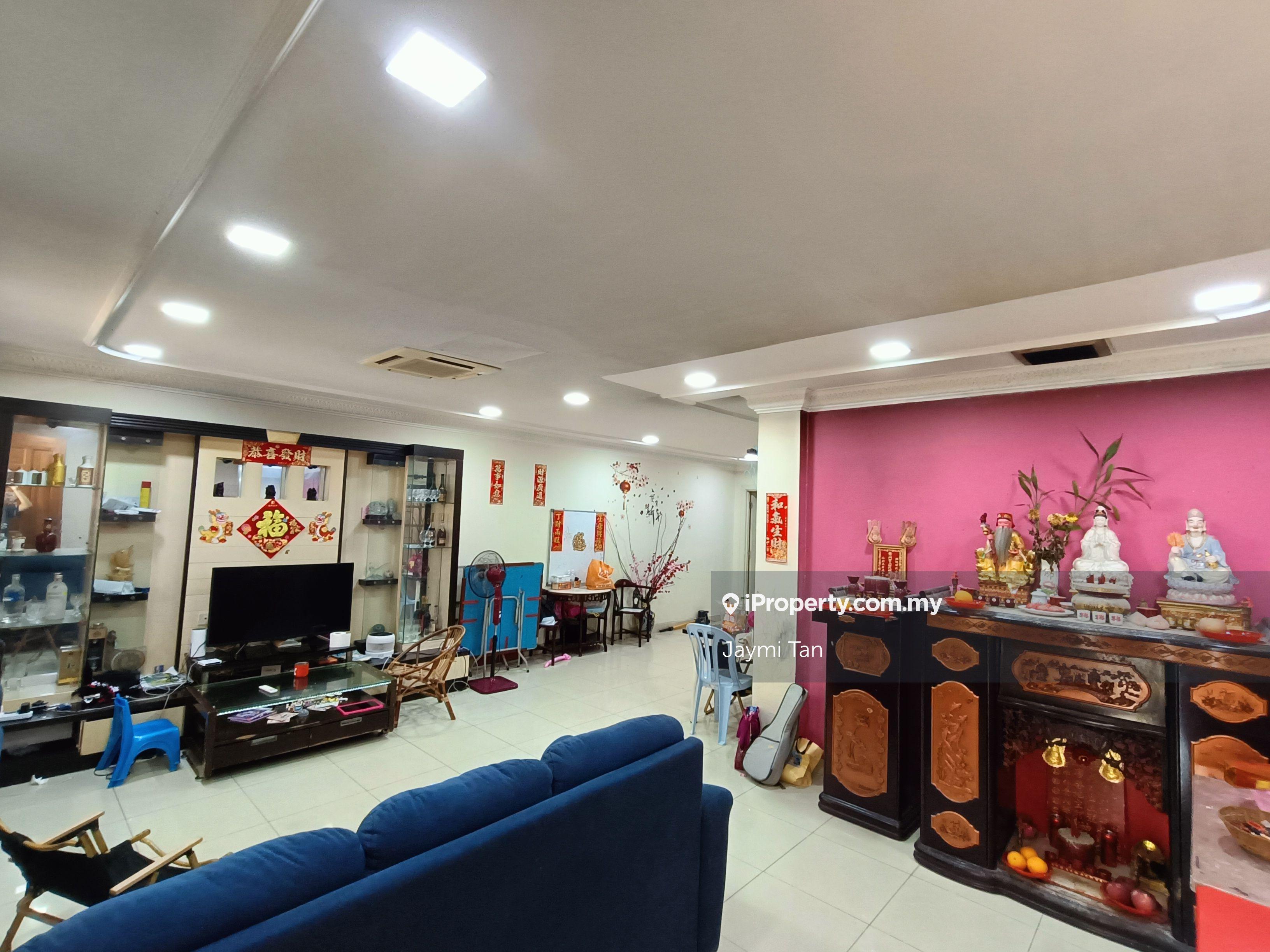 Ampang Dagang Permai Renovated 2.5 Storey Superlink for sale