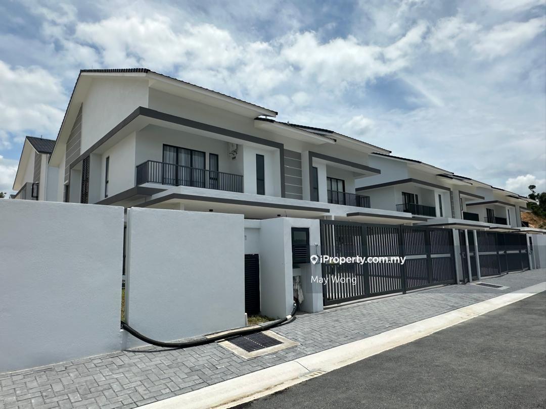 Sungai long new Semi D
